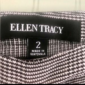 Ellen Tracy classic and comfortable houndstooth plaid ankle pants slacks